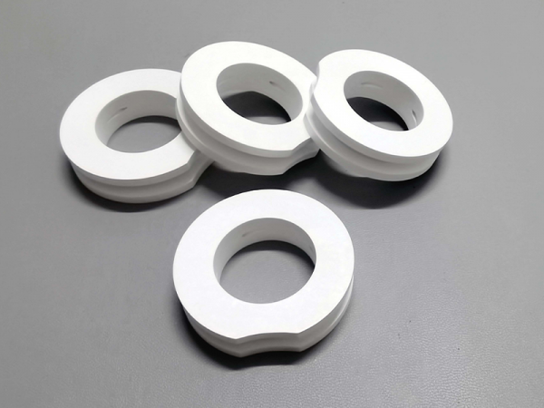 Boron nitride ring for electrical insulation