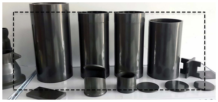 Différents types de manchons intérieurs résistants à l'usure en céramique de carbure de silicium