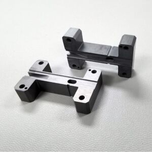 Silicon carbide ceramic irregular-shaped jig positioning block - silicon carbide ceramic structural parts - silicon carbide ceramic blocks - silicon carbide ceramic irregular-shaped parts - custom-made according to drawings